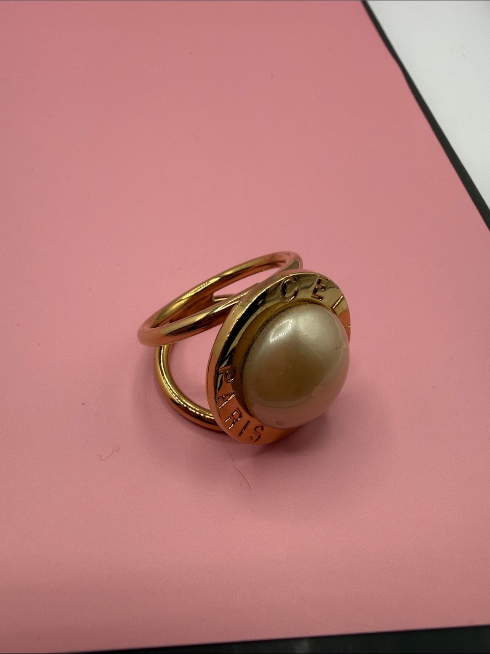 VTG Rare Celine Gold-Tone Scarf 🧣 Ring with Cream faux Pearl Accent - Picture 6 of 7
